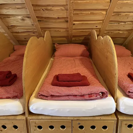 Hébergement de vacances Schwarzwald Blockhaus - Sauna - Kamin - Mit Bettwaesche Und Handtuecher *