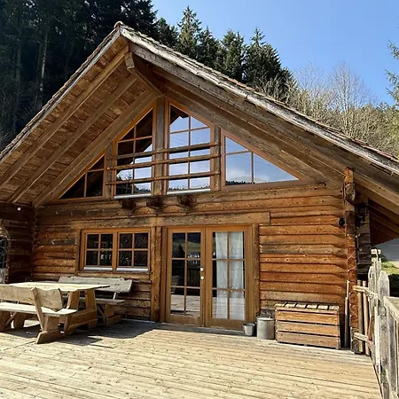 Дом отдыха Schwarzwald Blockhaus - Sauna - Kamin - Mit Bettwaesche Und Handtuecher Schenkenzell